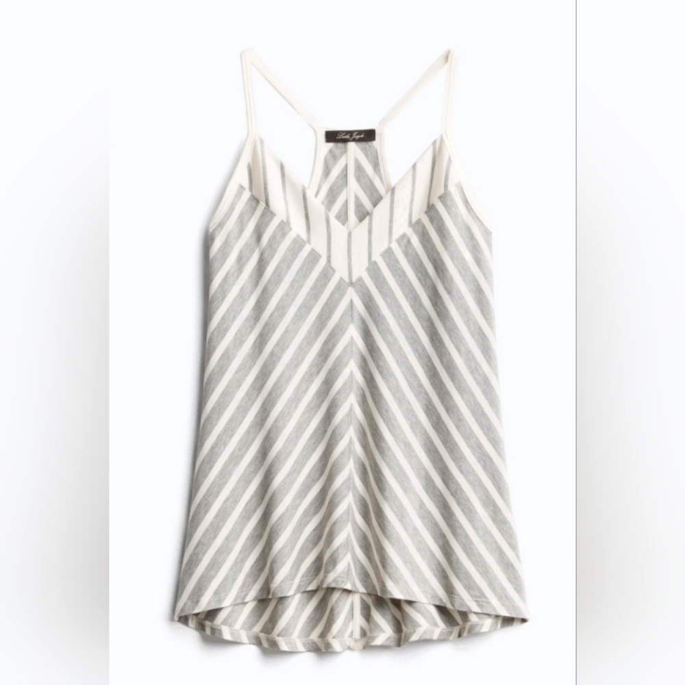 V neck top